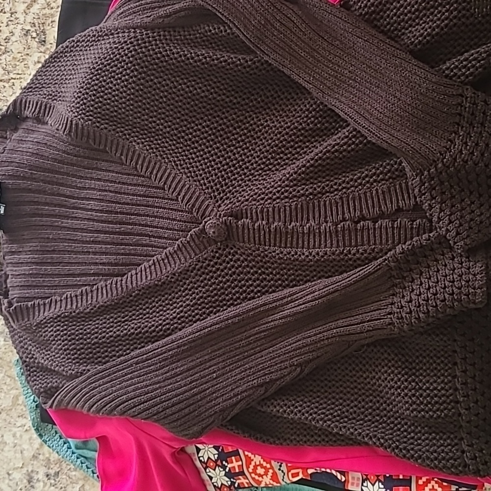 Cardigan - Picture 3 of 3